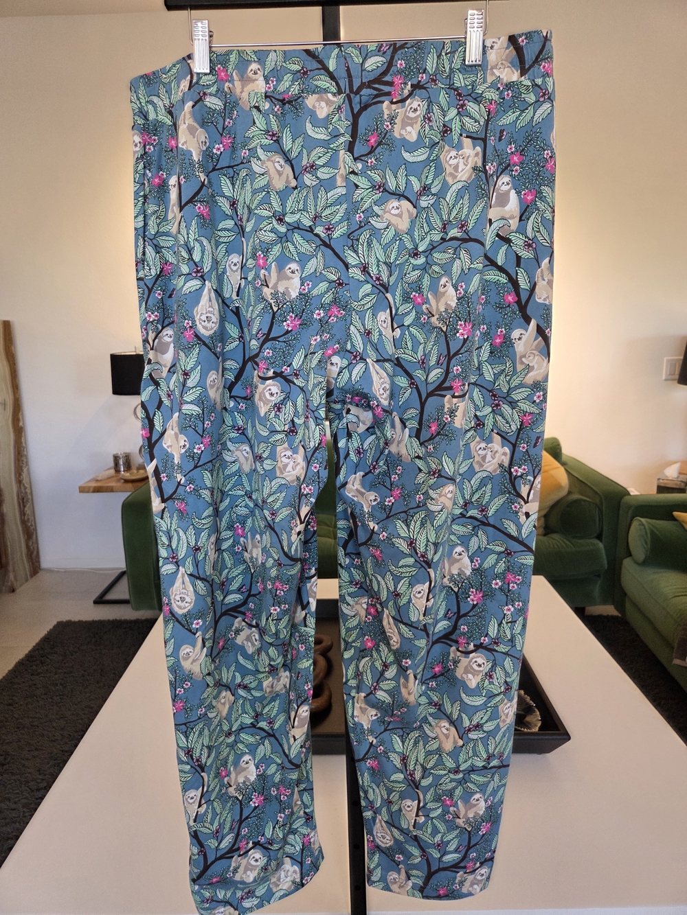 New Vera Bradley Sloth Pajama Pants NWT + Free NWT Altar'd State Pink Cami XXL - Picture 6 of 13